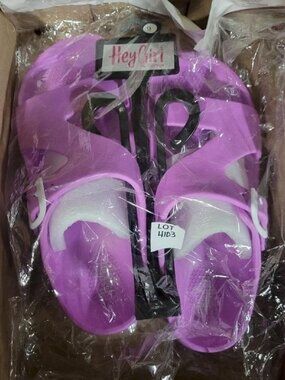 Hey Girl Pool Party Slides sz 9 NEW Lilac  4103